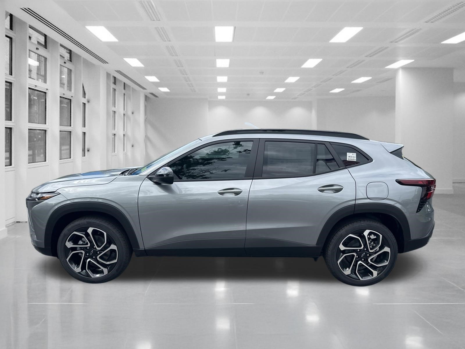 New 2026 Chevrolet Trax RS w/ Sunroof Package FWD image 8