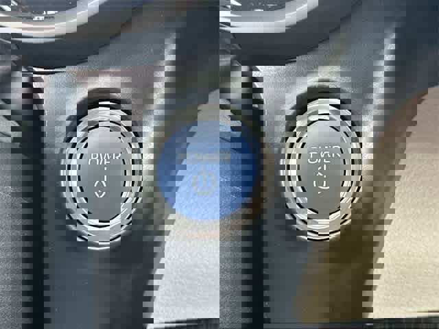 Used 2024 Toyota Sienna Platinum image 11