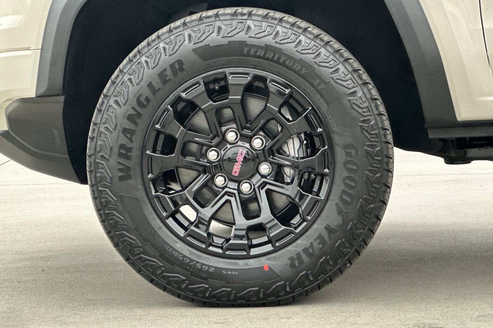 New 2026 GMC Canyon Elevation image 26