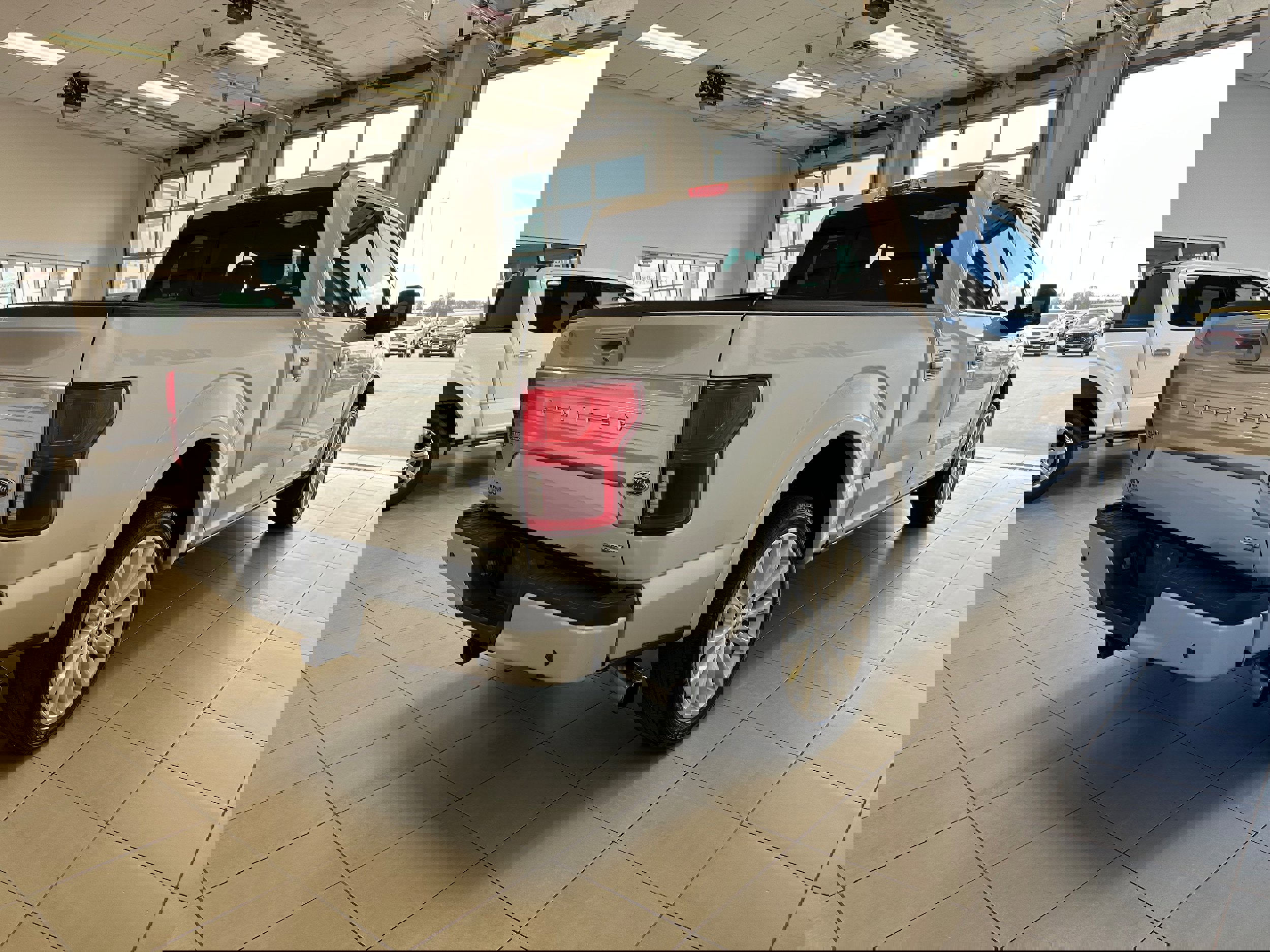 Used 2018 Ford F150 Limited w/ Trailer Tow Package image 5