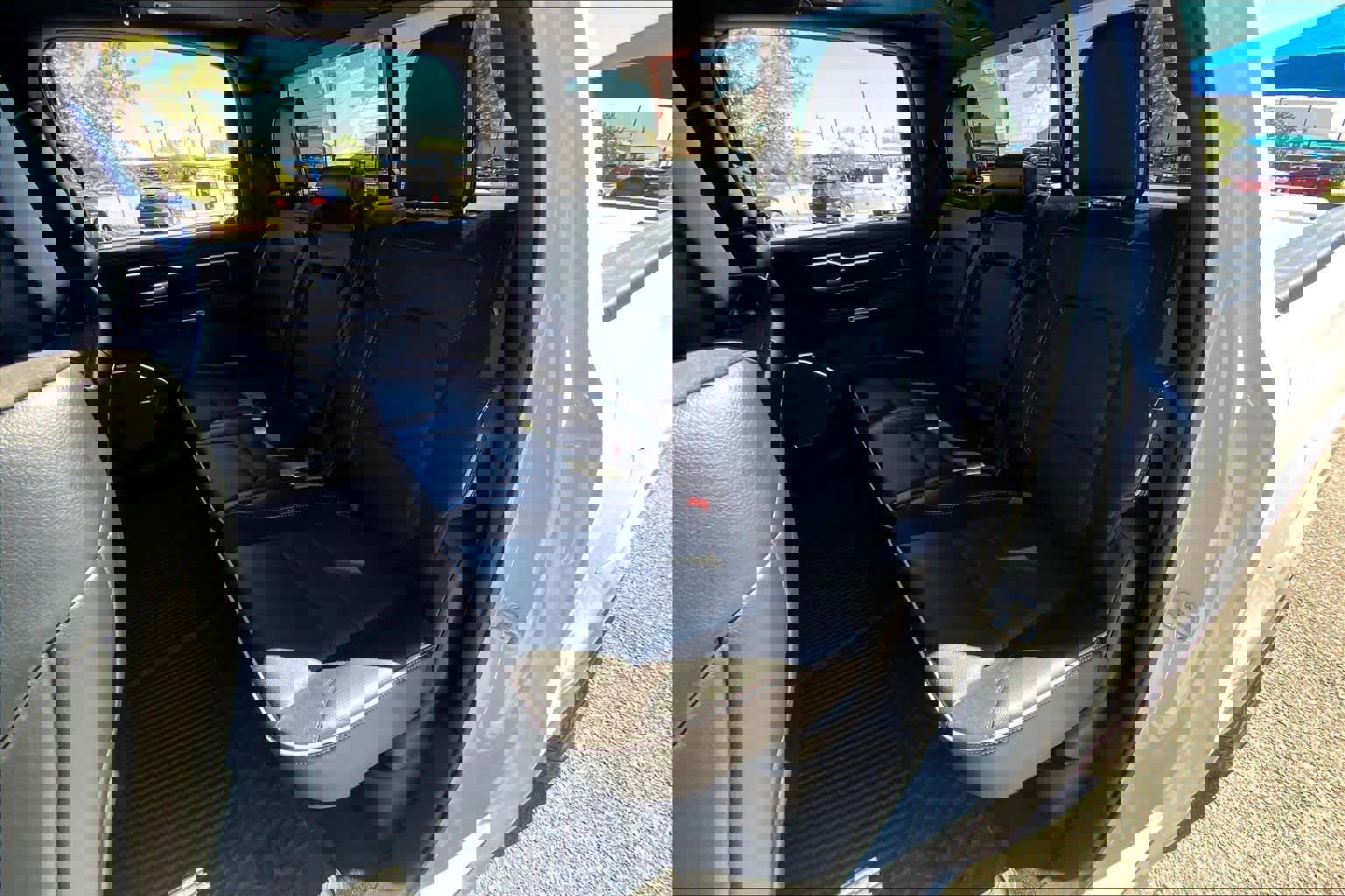 Used 2025 RAM 1500 Laramie w/ Night Edition image 21