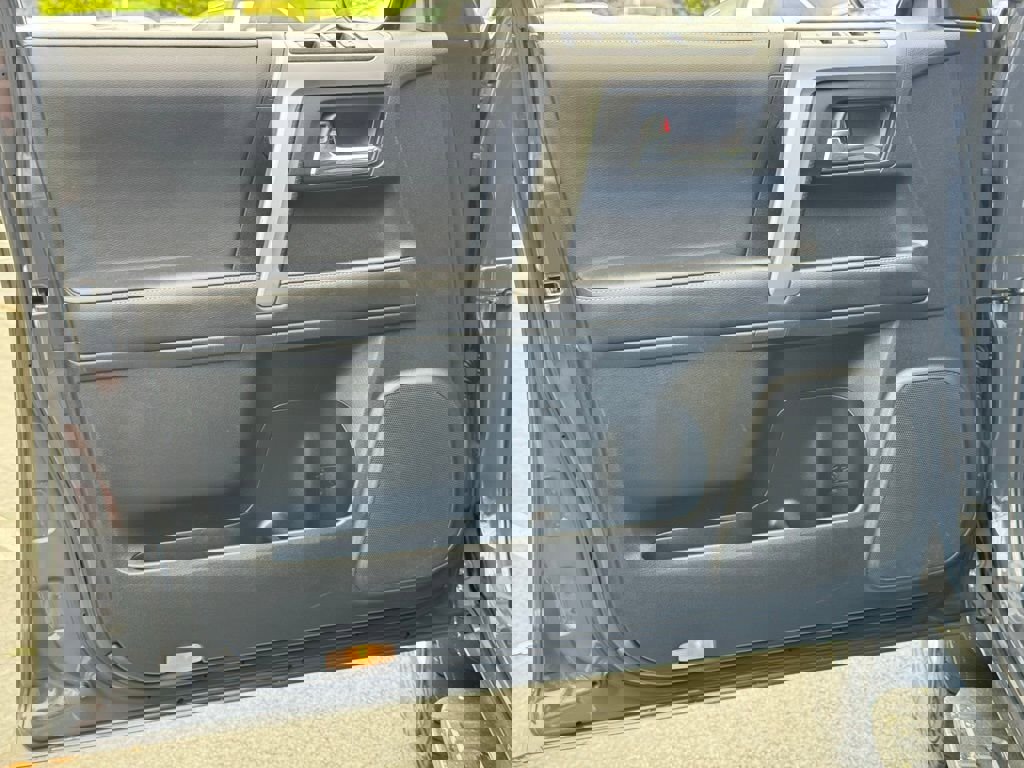 Used 2024 Toyota 4Runner SR5 image 23