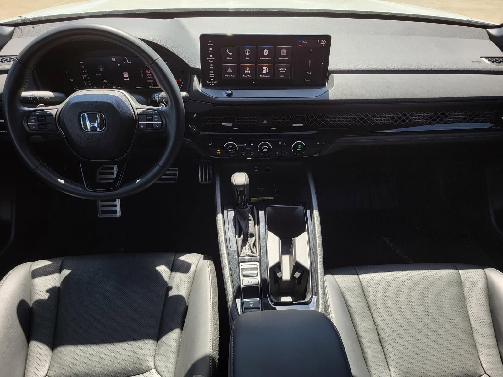 Used 2025 Honda Accord Sport image 2