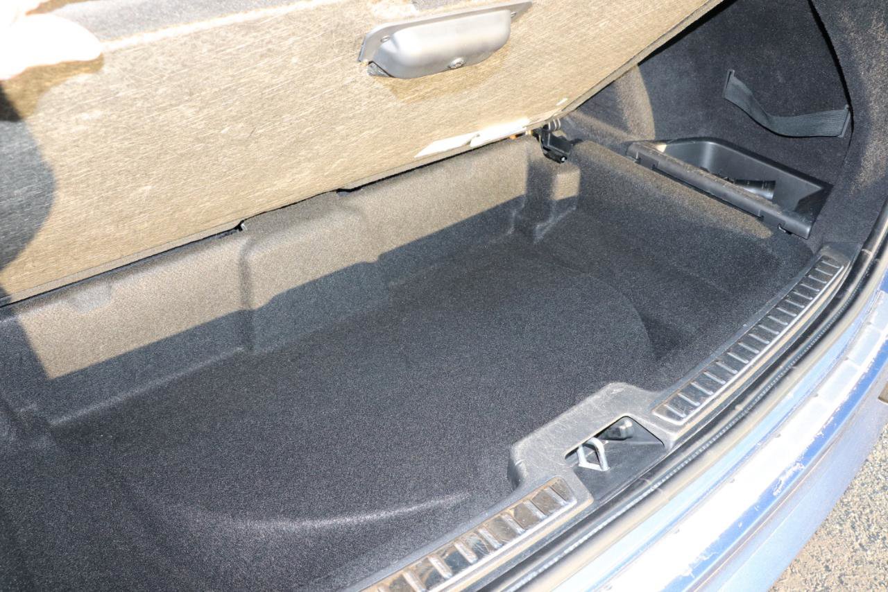 Used 2019 Volvo XC90 T6 R-Design w/ Advanced Package image 6