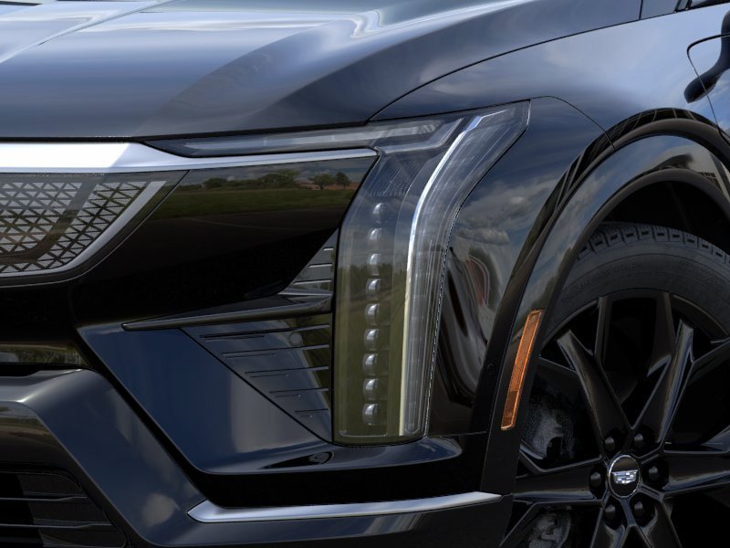 Used 2026 Cadillac Optiq Sport 2 w/ LPO, ONYX Package AWD/4WD image 10