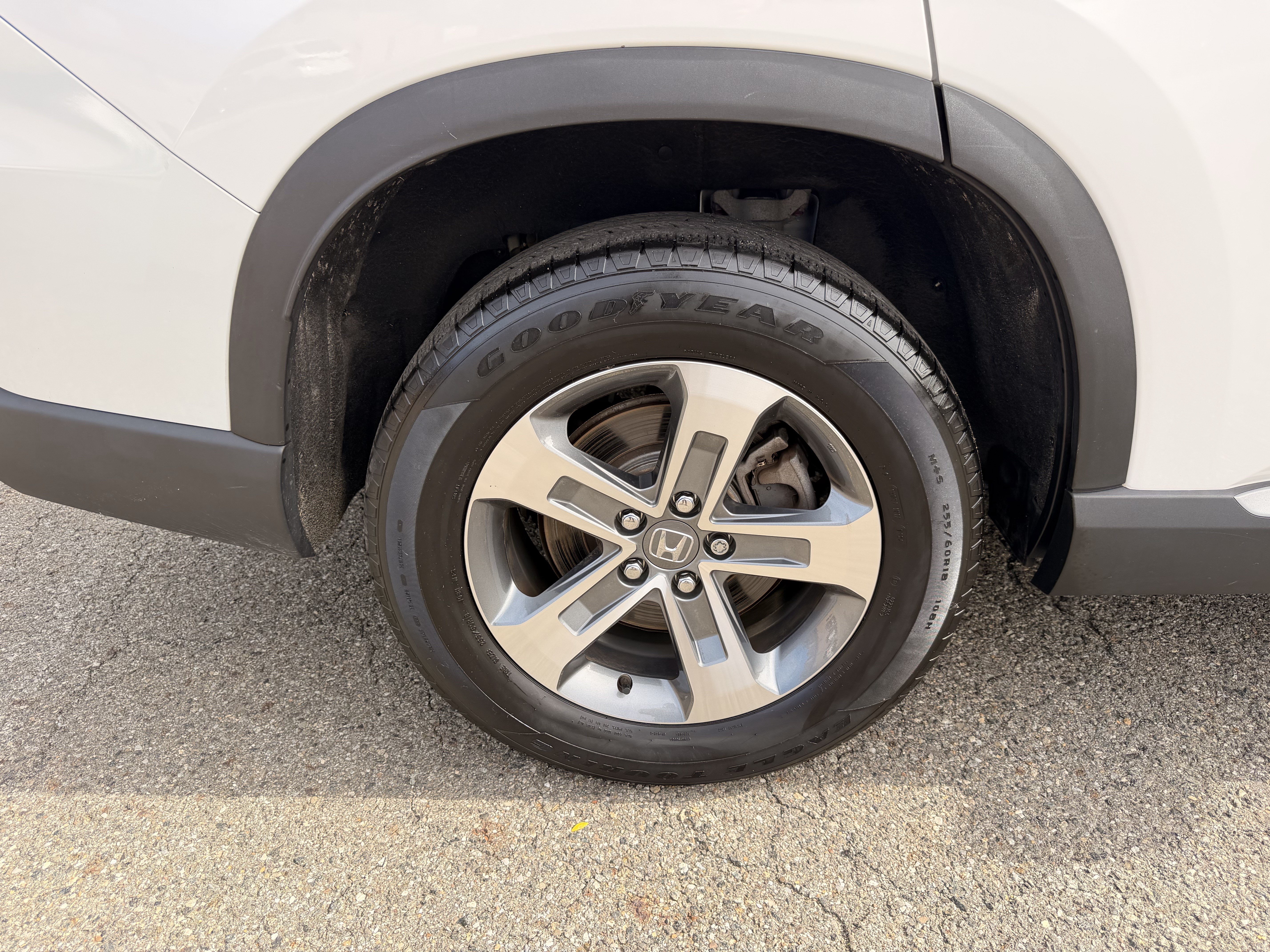 Used 2024 Honda Pilot EX-L image 9