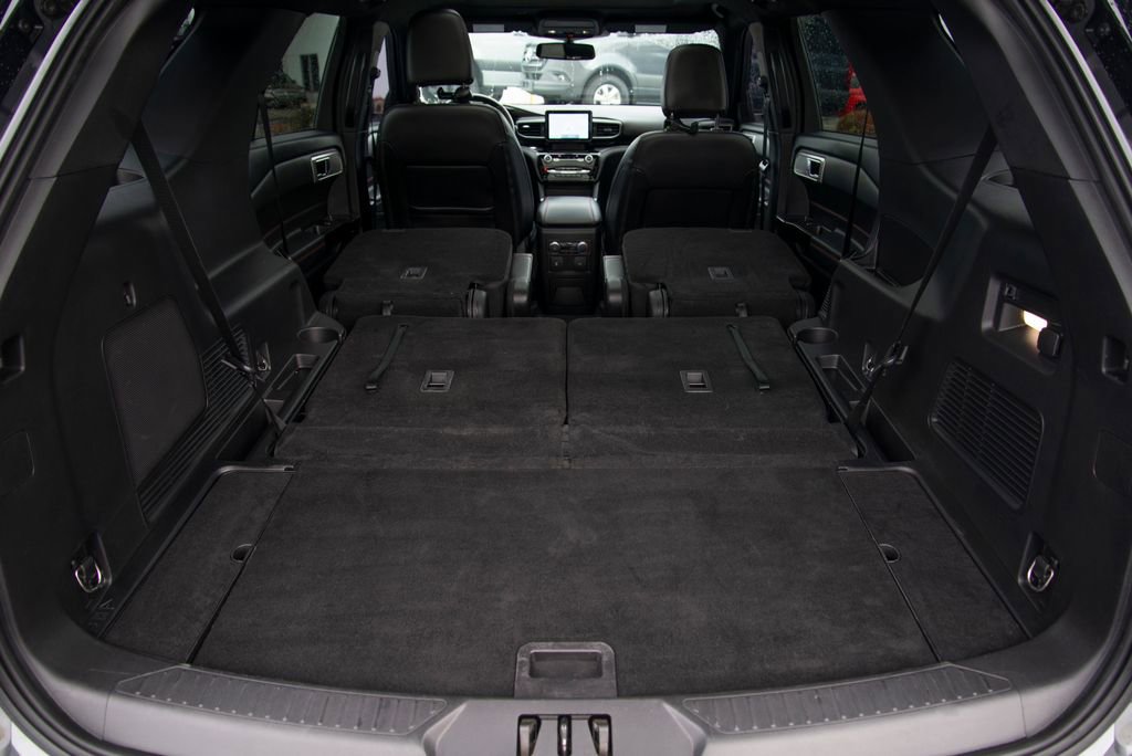 Used 2022 Ford Explorer ST-Line w/ Class IV Trailer Tow Package image 26