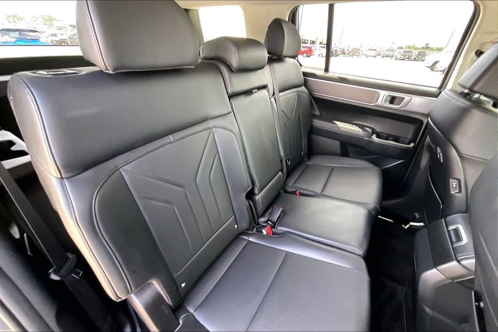 Used 2025 Hyundai Santa Fe XRT AWD/4WD image 22