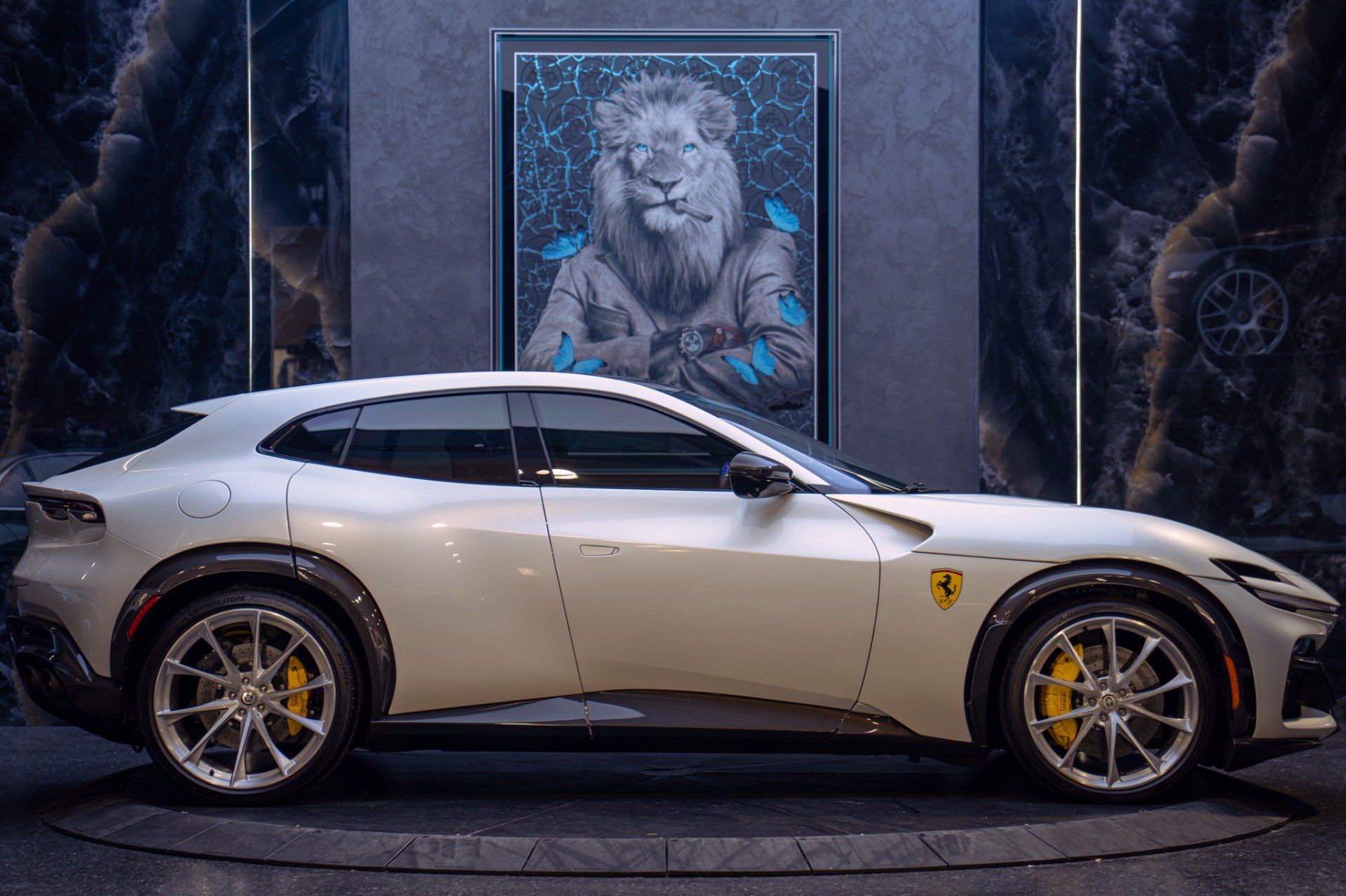 Used 2025 Ferrari Purosangue AWD/4WD image 10
