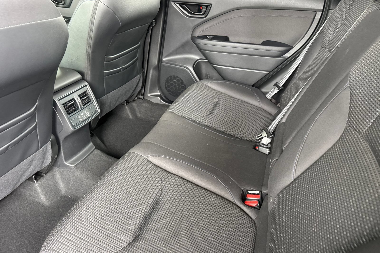 Certified 2025 Subaru Forester Premium AWD/4WD image 14