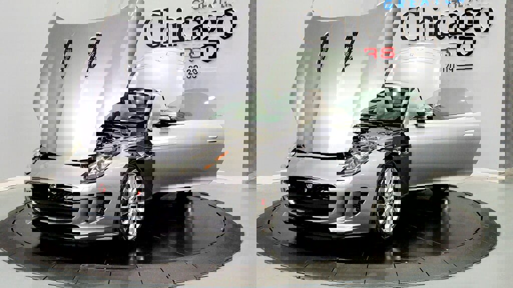 Used 2015 Jaguar F-TYPE S image 11