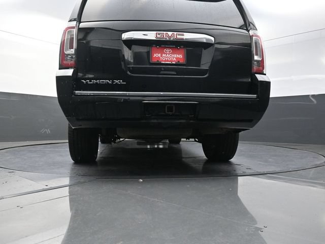 Used 2019 GMC Yukon XL Denali w/ Denali Ultimate Package AWD/4WD image 37