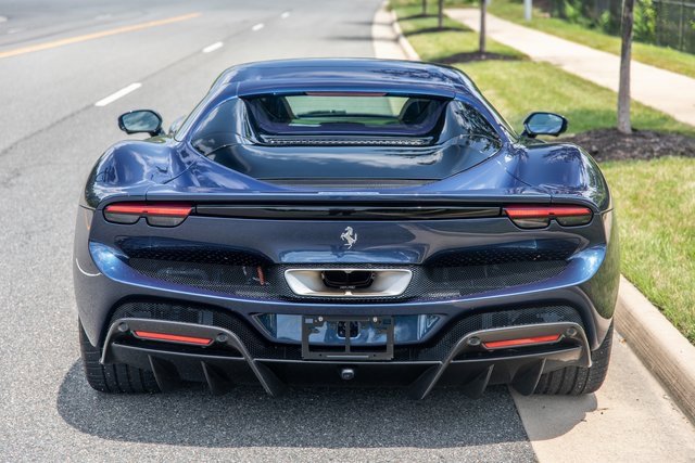 Used 2023 Ferrari 296 GTS image 4