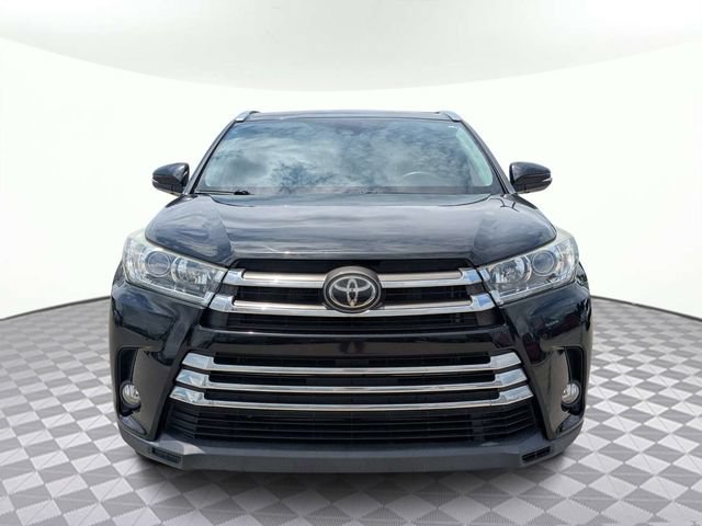 Used 2018 Toyota Highlander Limited FWD image 9