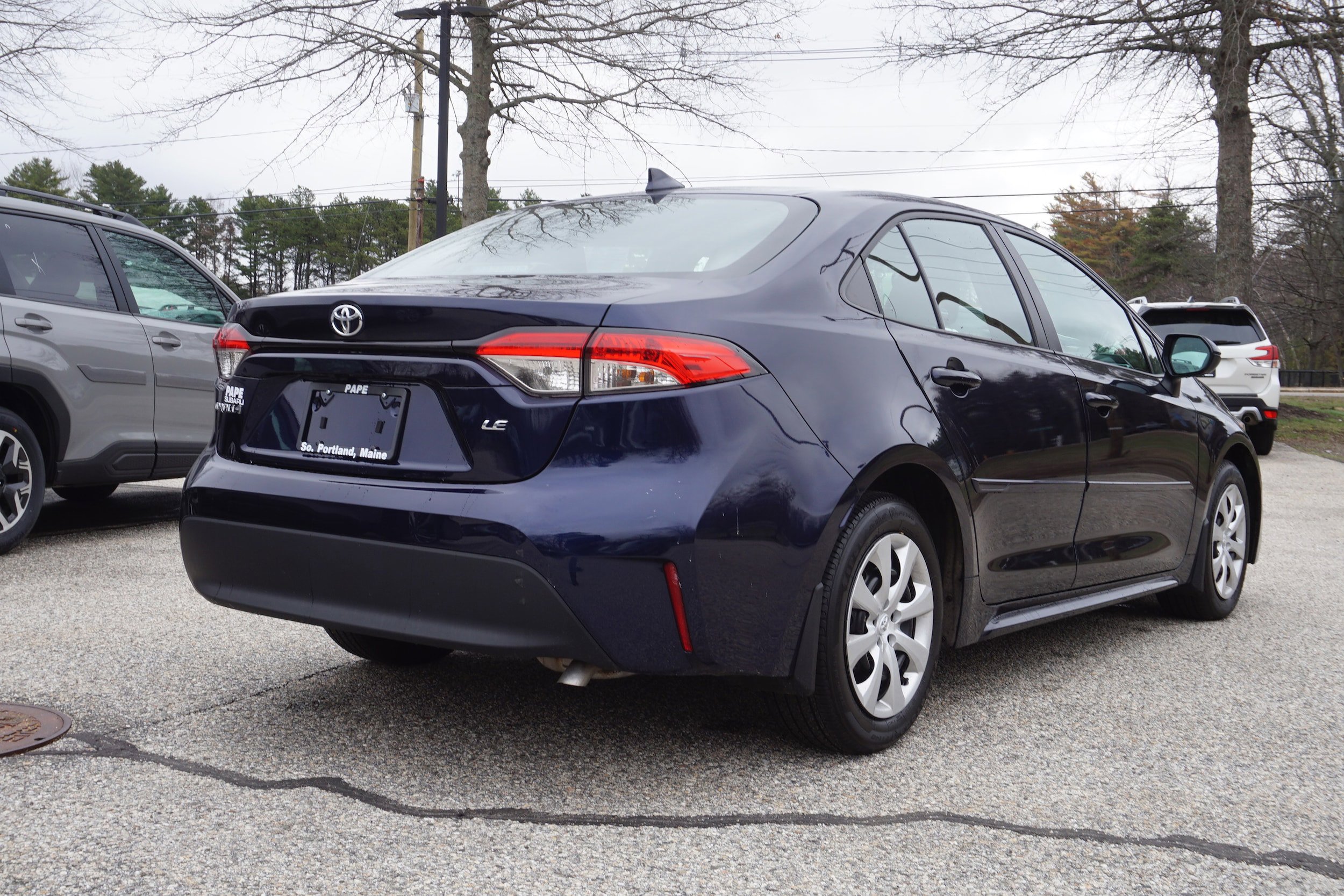 Used 2024 Toyota Corolla LE FWD image 5