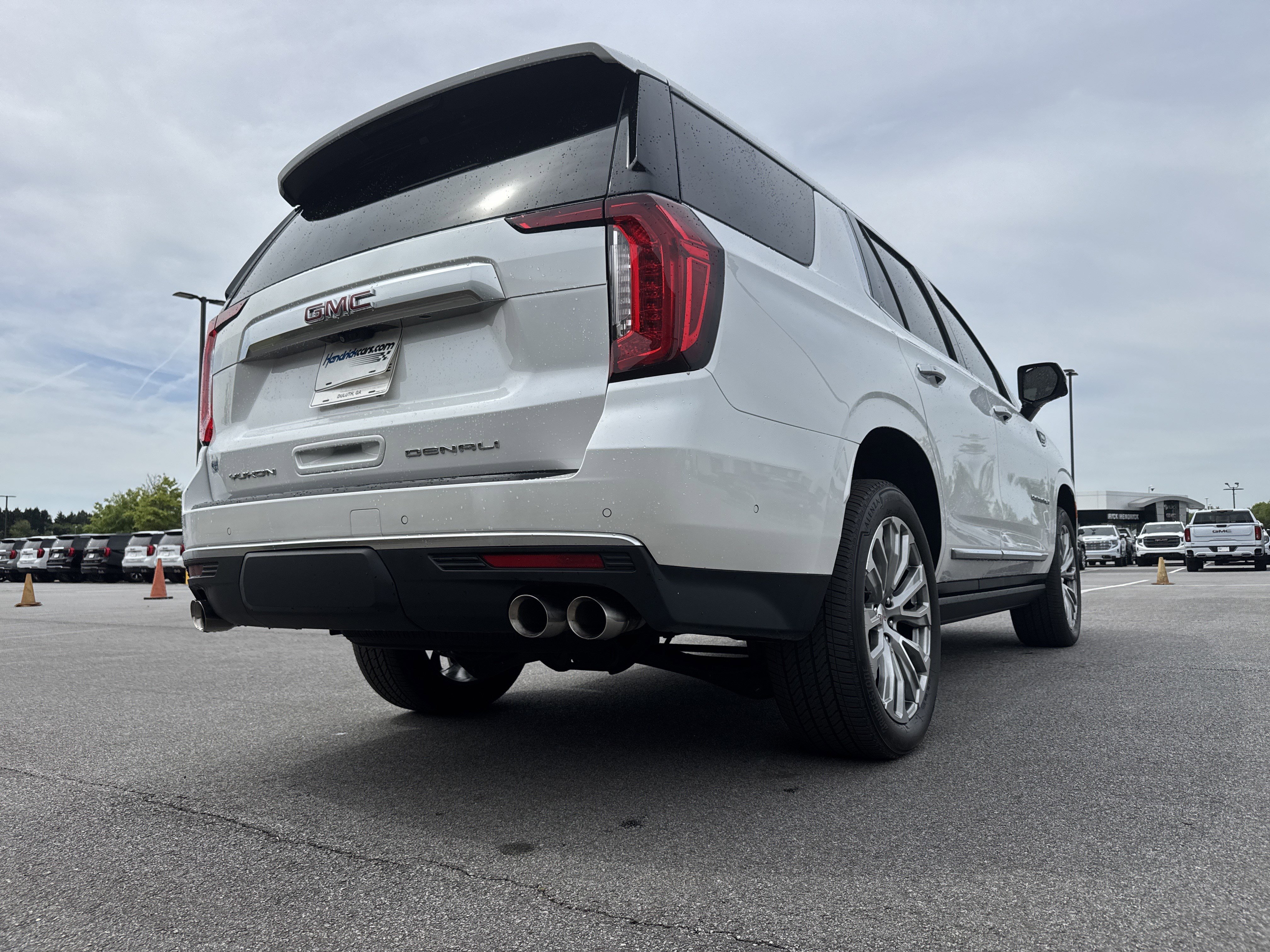 Used 2024 GMC Yukon Denali w/ Advanced Technology Package image 10