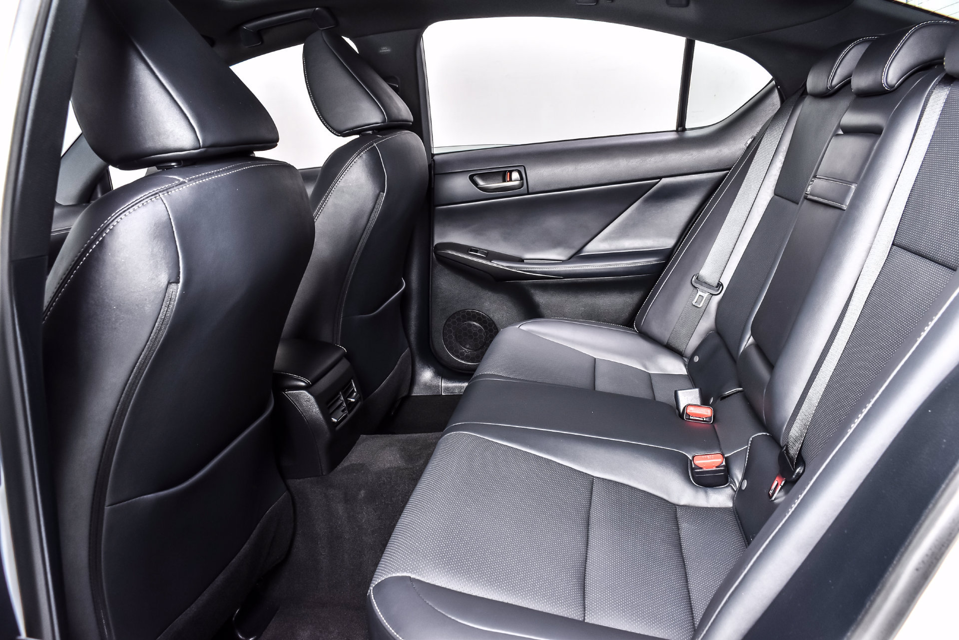 Used 2023 Lexus IS 300 w/ Premium Package RWD image 19