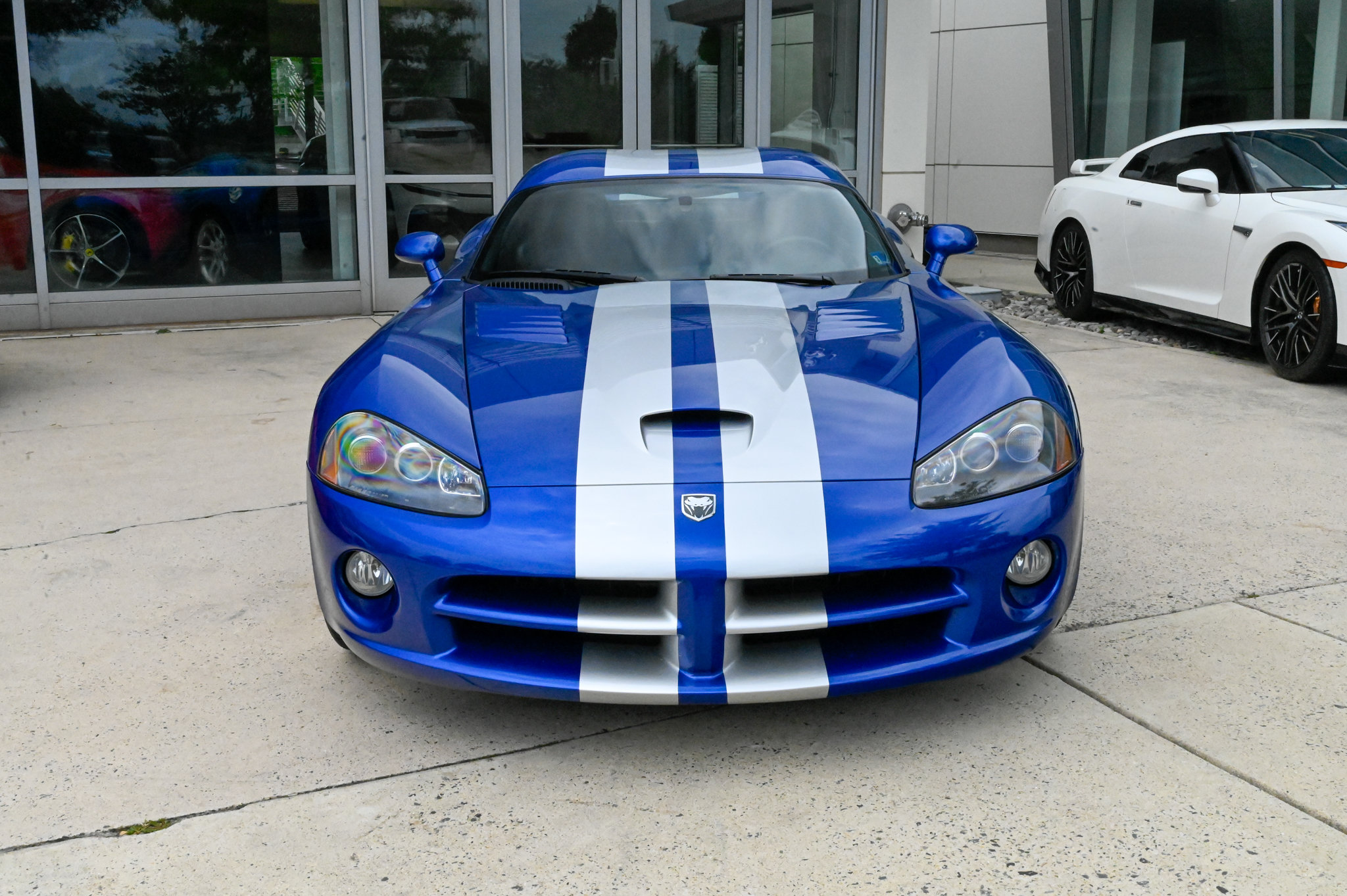 Used 2006 Dodge Viper SRT-10 RWD image 2