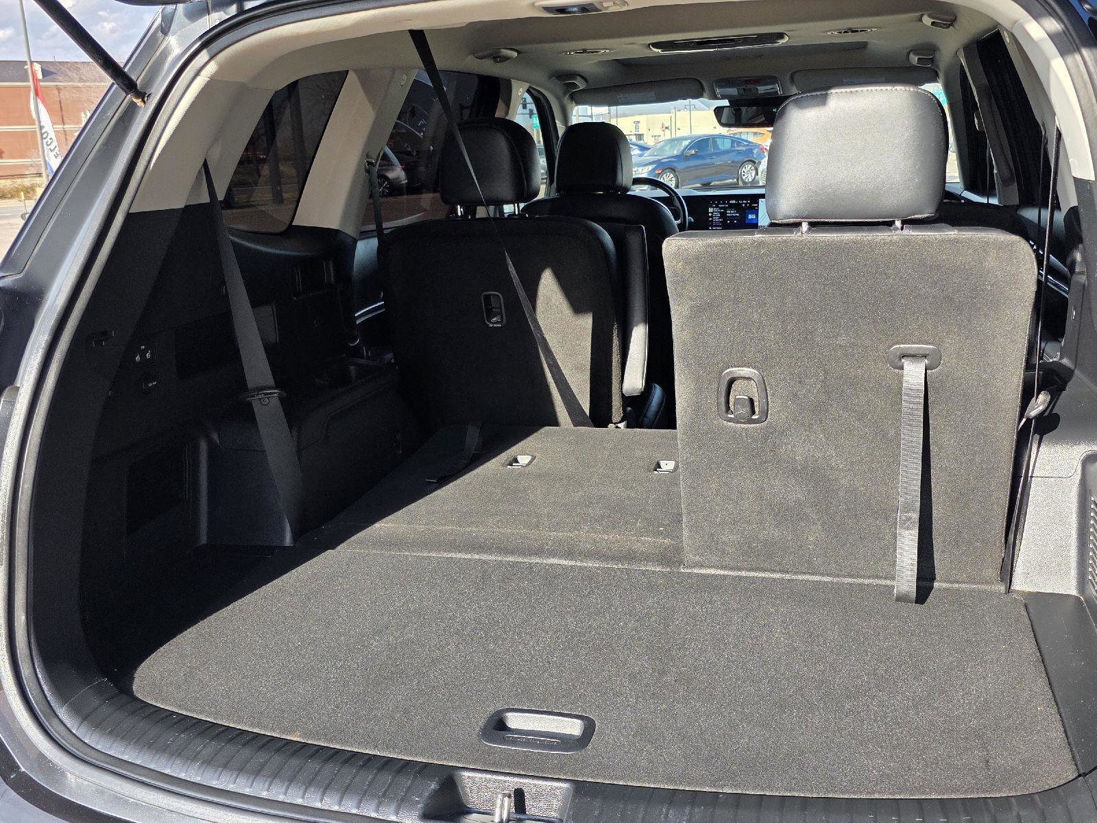 Used 2023 Kia Telluride S w/ S Sunroof Package FWD image 37