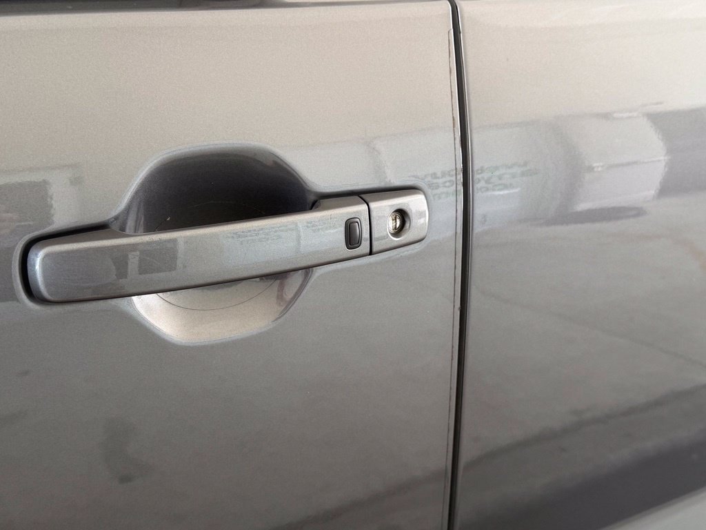 Used 2025 Nissan Frontier Pro-X RWD image 15