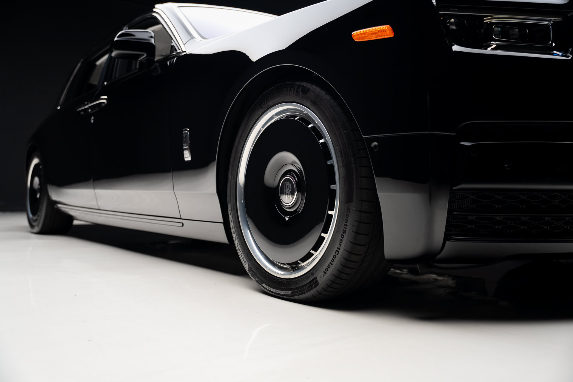 Used 2024 Rolls-Royce Phantom Extended Wheelbase RWD image 92