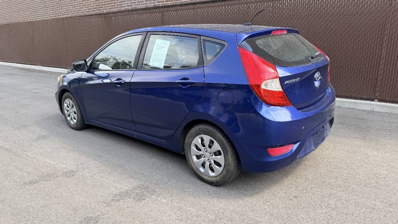 Used 2017 Hyundai Accent SE FWD image 4