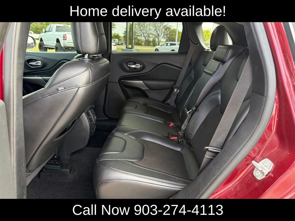 Used 2019 Jeep Cherokee Latitude Plus w/ Comfort/Convenience Group image 11