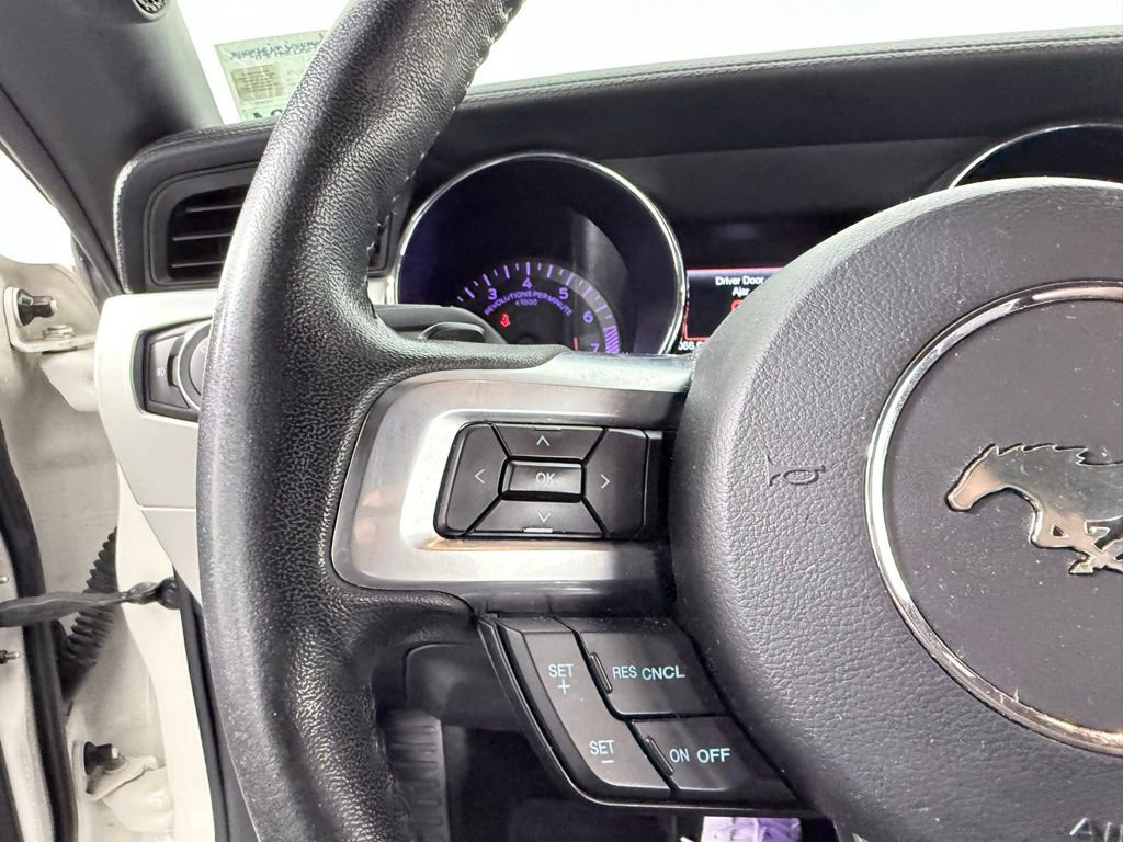 Used 2017 Ford Mustang GT Premium image 12