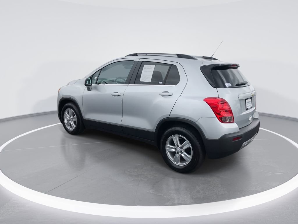 Used 2016 Chevrolet Trax LT w/ LT Convenience Package FWD image 6