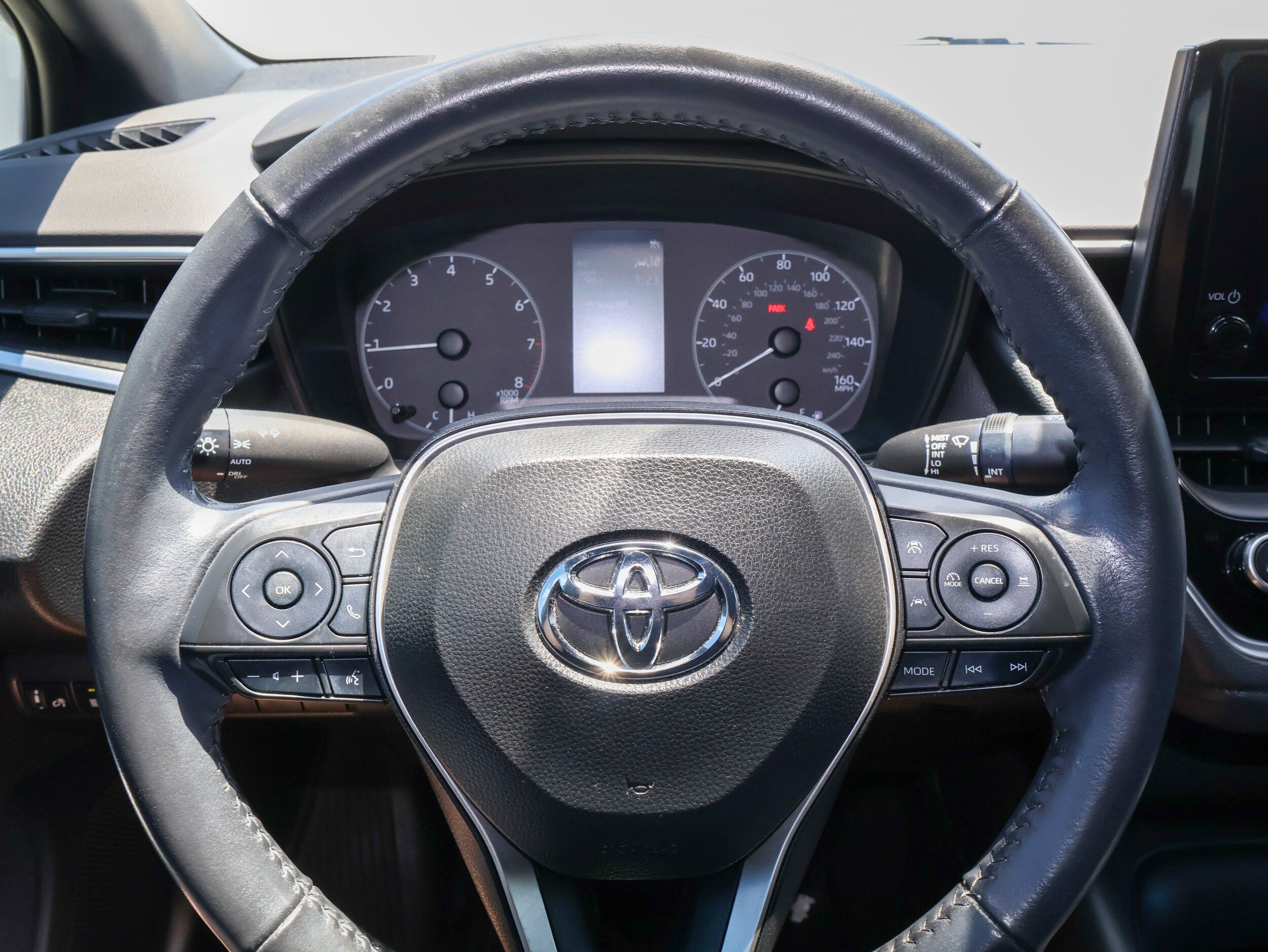 Used 2023 Toyota Corolla SE FWD image 18
