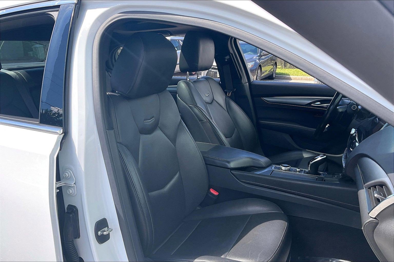 Used 2021 Cadillac CT5 Premium Luxury RWD image 9