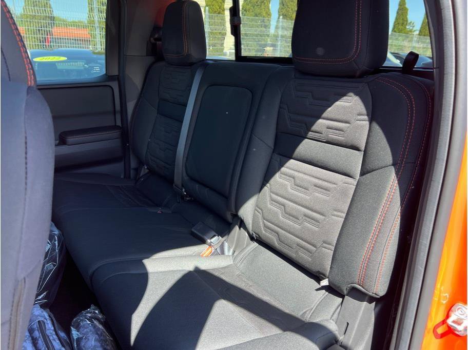 New 2025 Nissan Frontier PRO-4X image 9