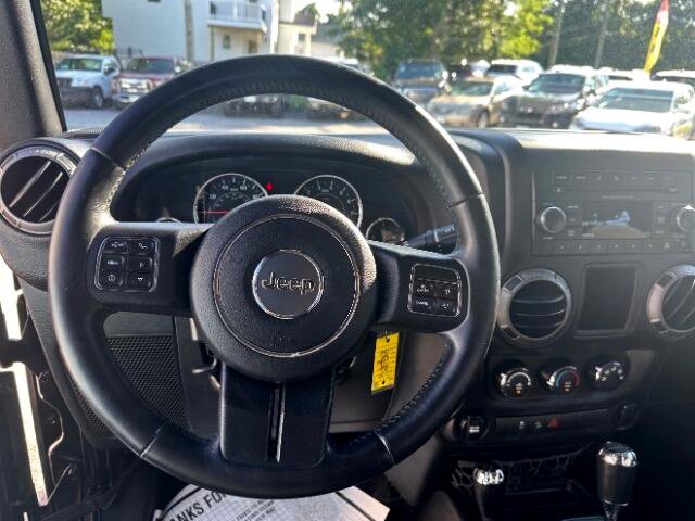 Used 2017 Jeep Wrangler Unlimited Sport w/ Connectivity Group image 17