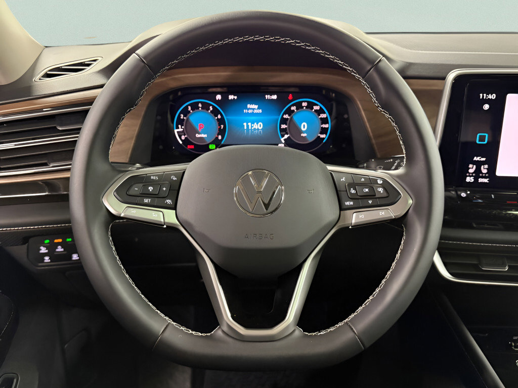 New 2026 Volkswagen Atlas SE image 11