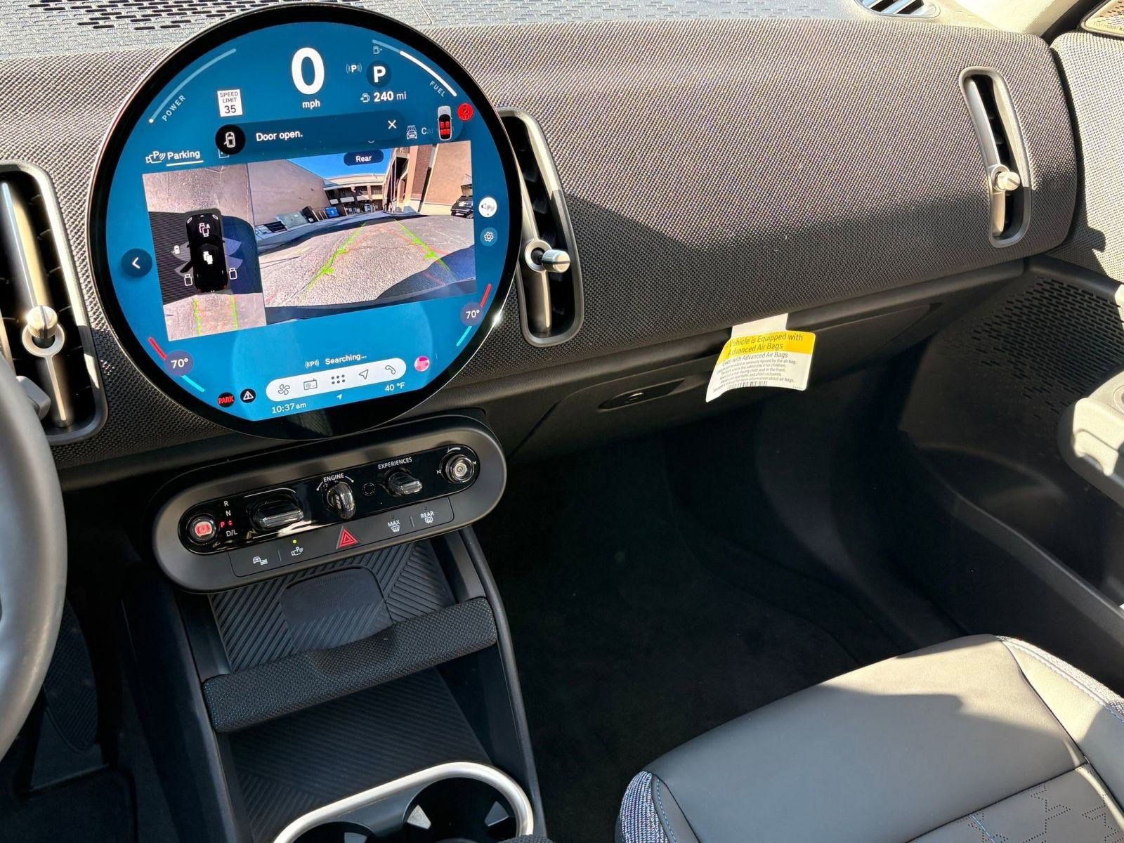 Used 2025 MINI Cooper Countryman S w/ Comfort Package Max image 17