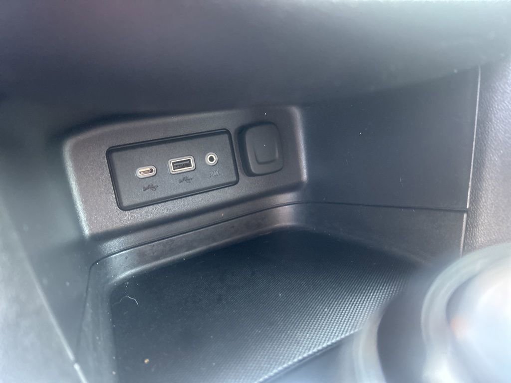 Used 2020 Chevrolet Equinox LT image 19