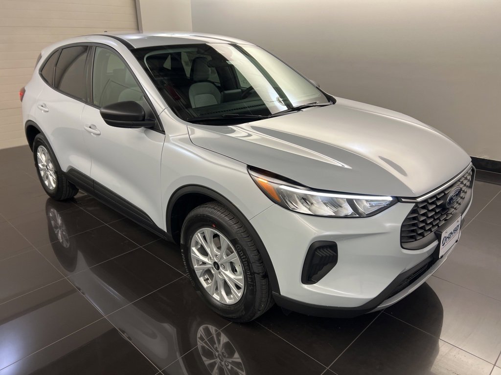 New 2025 Ford Escape Active w/ Cold Weather Package