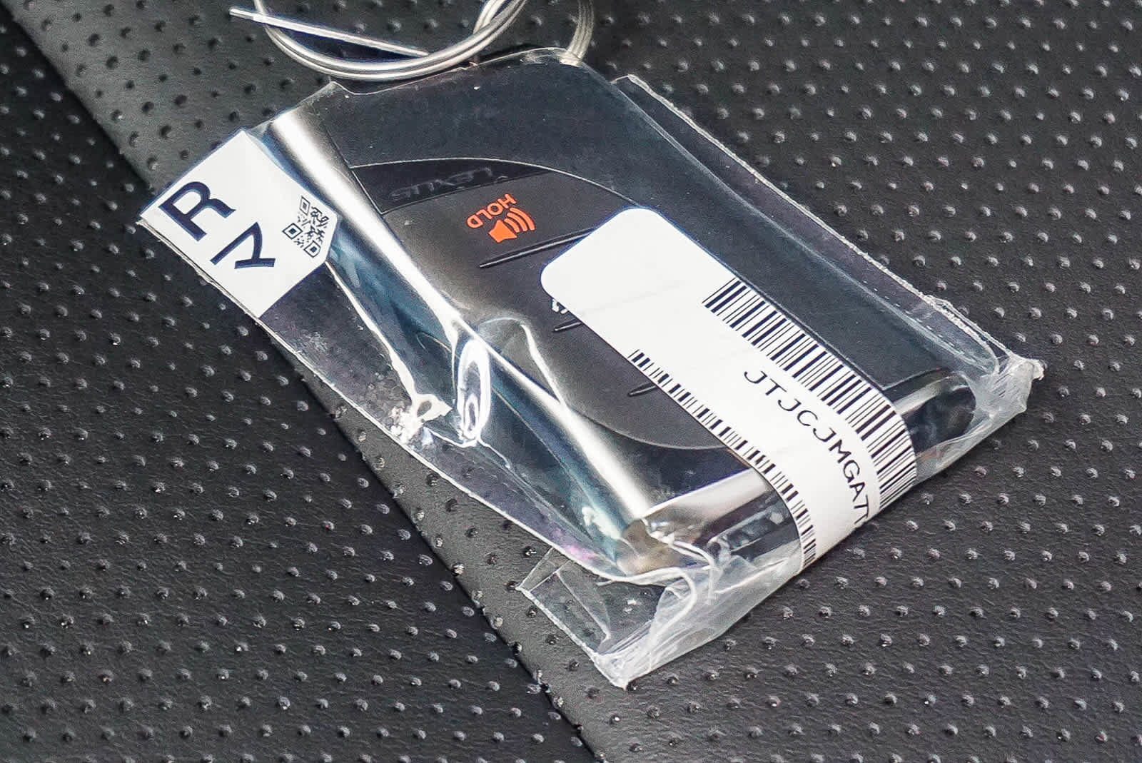 New 2026 Lexus RX 450h Luxury AWD/4WD image 40