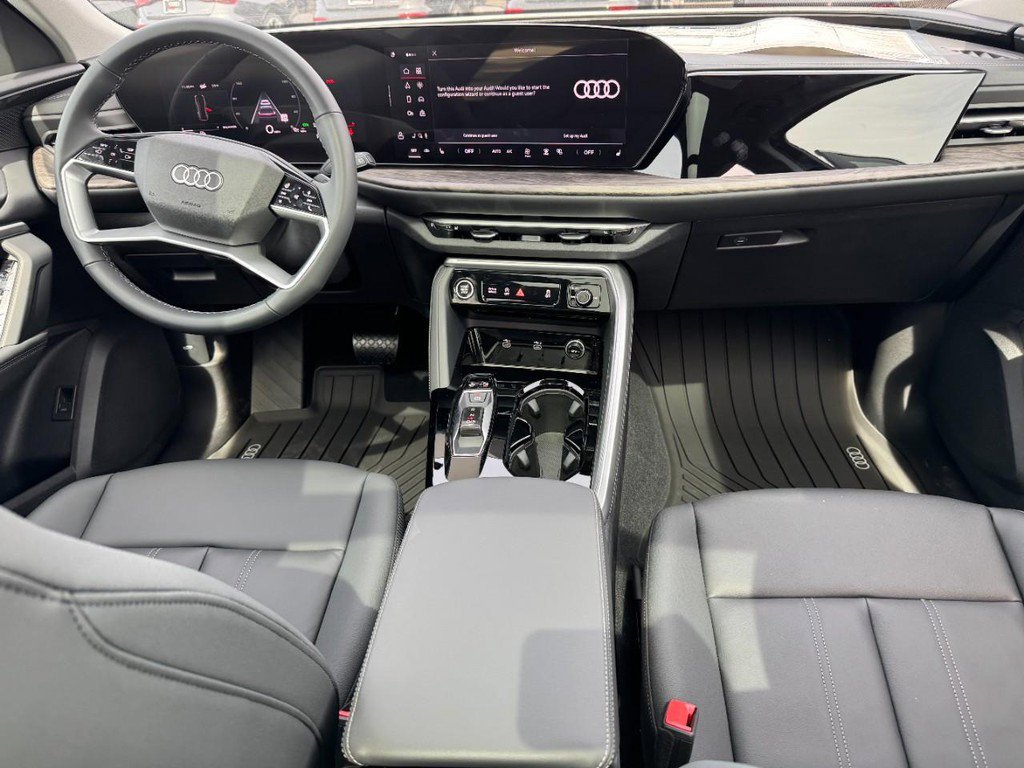 New 2025 Audi Q5 Premium Plus image 8