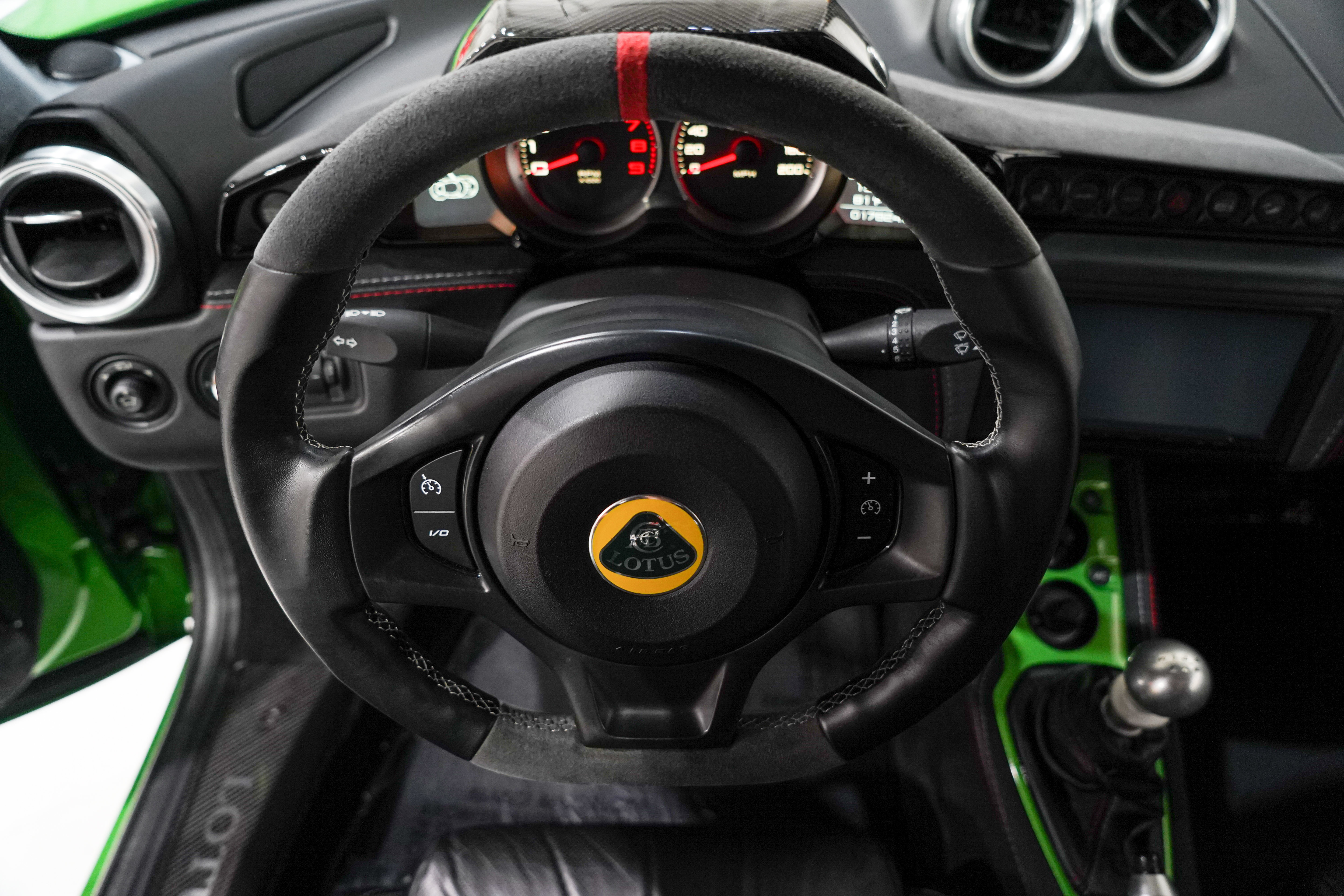 Used 2020 Lotus Evora RWD image 10