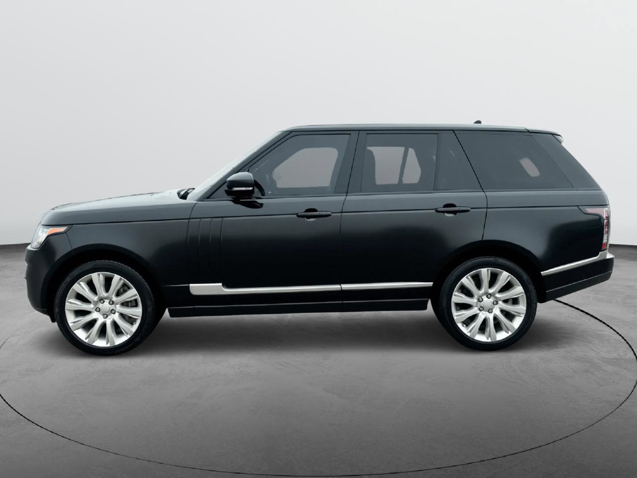 Used 2016 Land Rover Range Rover Supercharged image 5