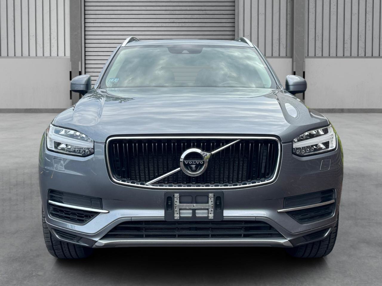 Used 2016 Volvo XC90 T8 Momentum w/ Vision Package AWD/4WD image 10