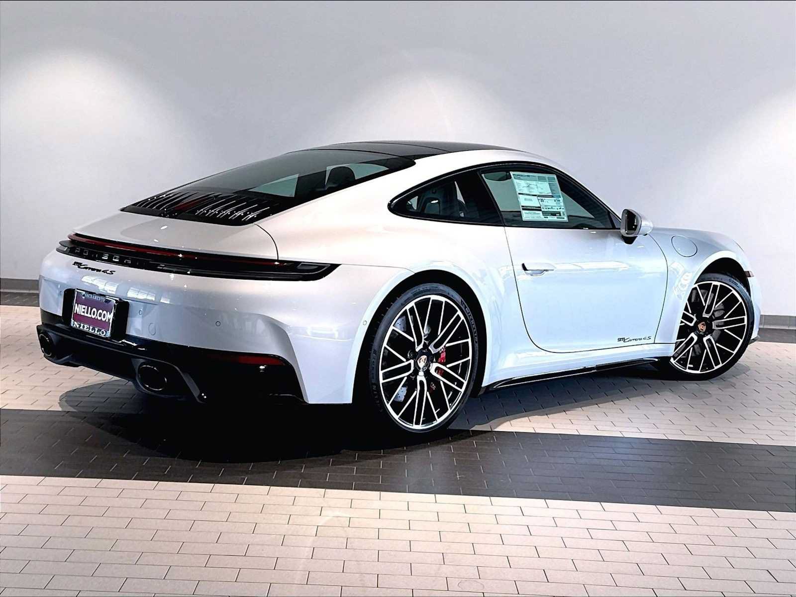 New 2026 Porsche 911 Carrera 4S AWD/4WD image 7