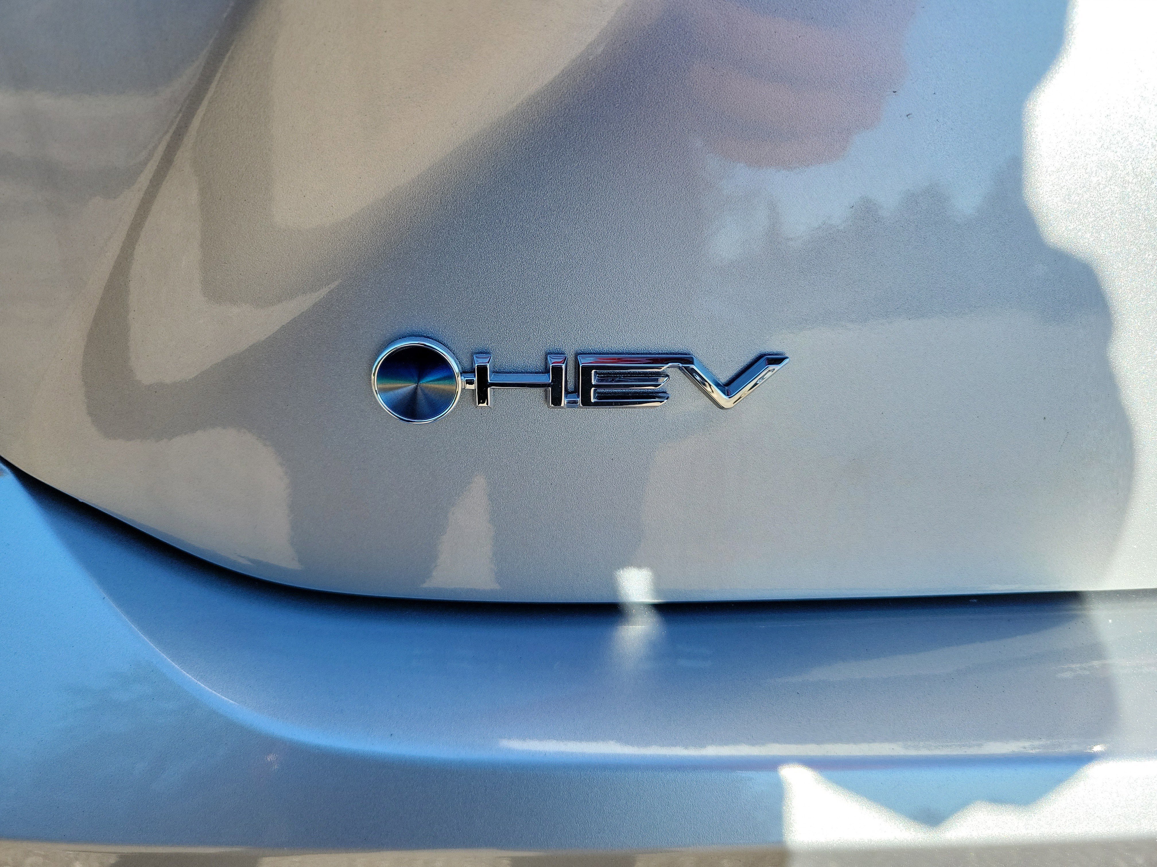 Used 2025 Toyota Camry LE image 32