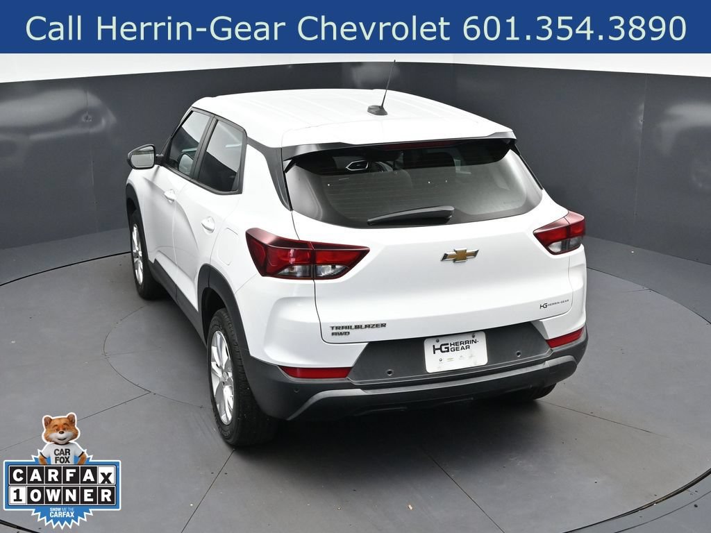 Used 2021 Chevrolet TrailBlazer LS AWD/4WD image 33