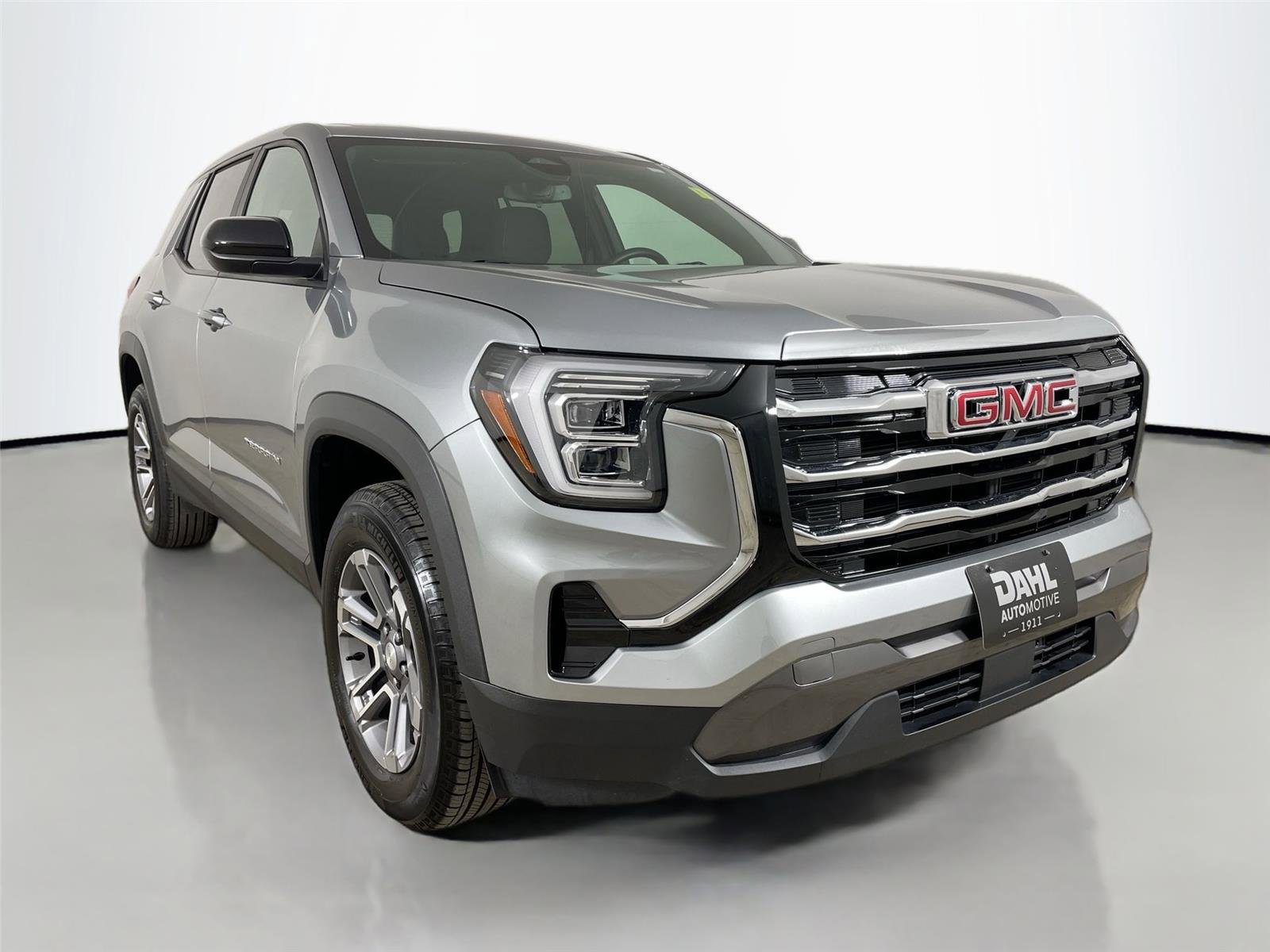 Used 2026 GMC Terrain Elevation
