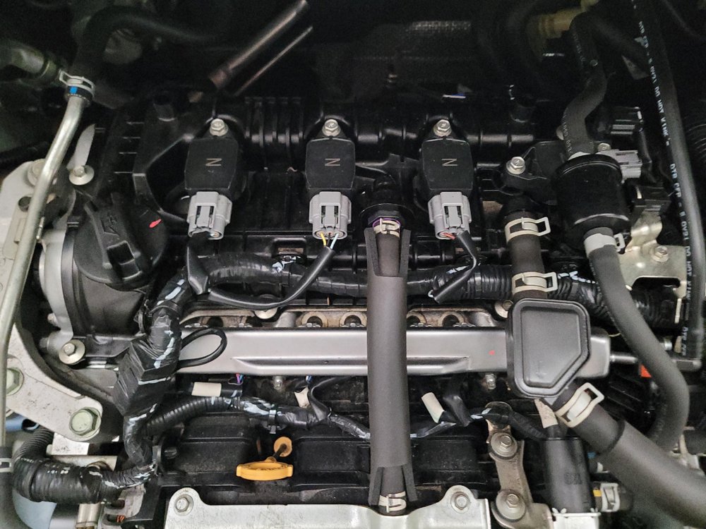 Used 2021 Nissan Versa SV FWD image 30