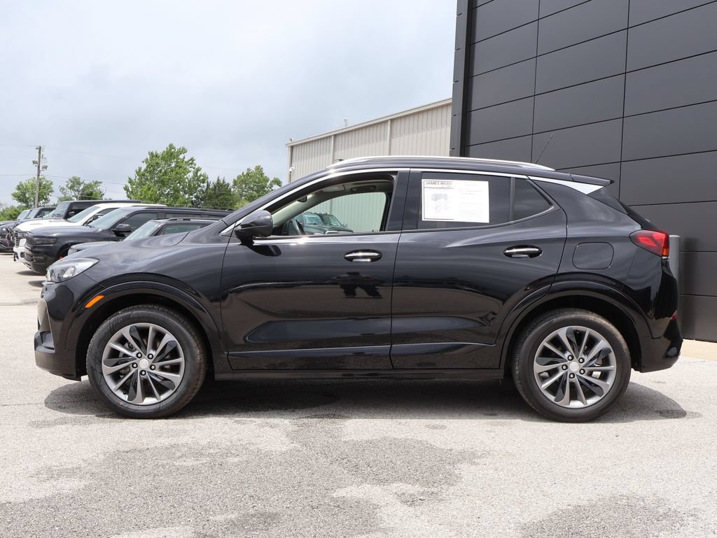 Used 2023 Buick Encore GX Essence w/ Advanced Technology Package AWD/4WD video 2