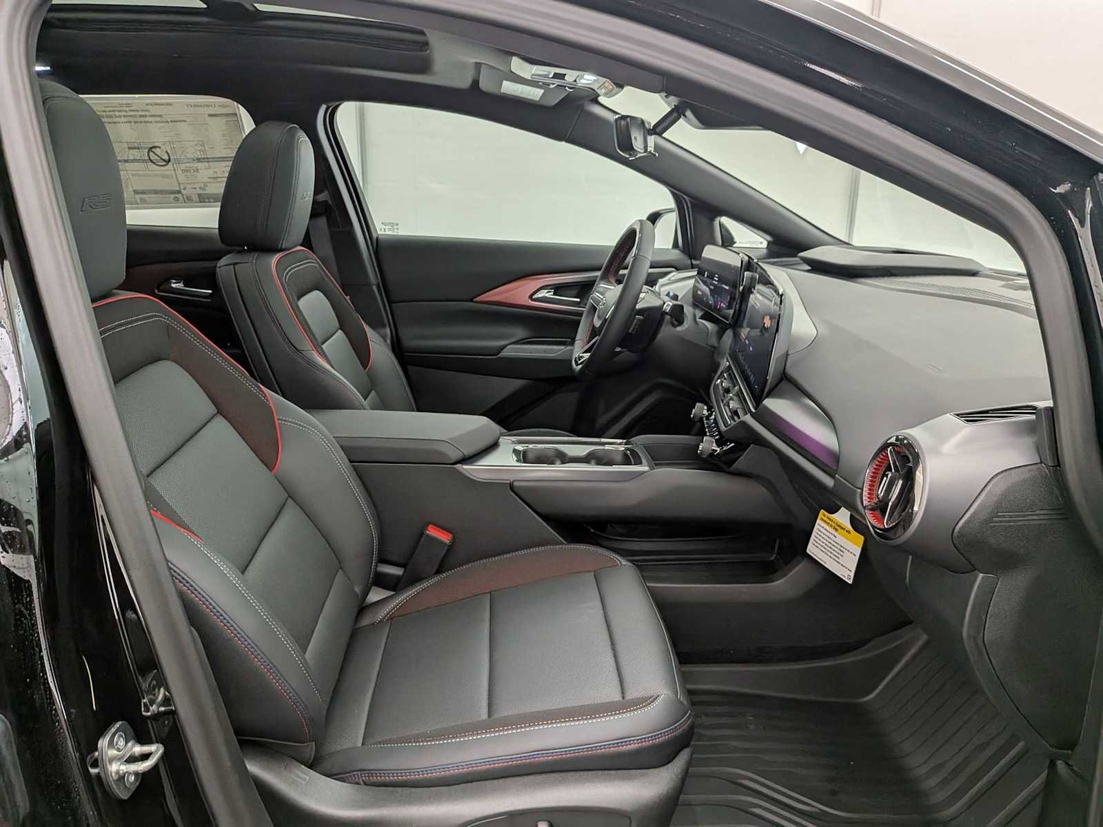 New 2026 Chevrolet Equinox EV RS image 23