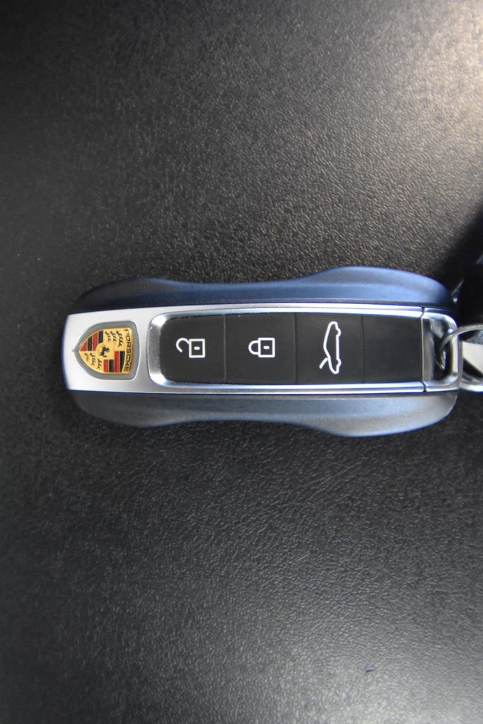 Used 2022 Porsche 911 Turbo S image 45